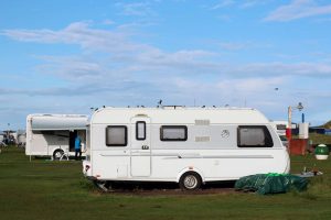 caravan-2718561_1920 billig campingvogn